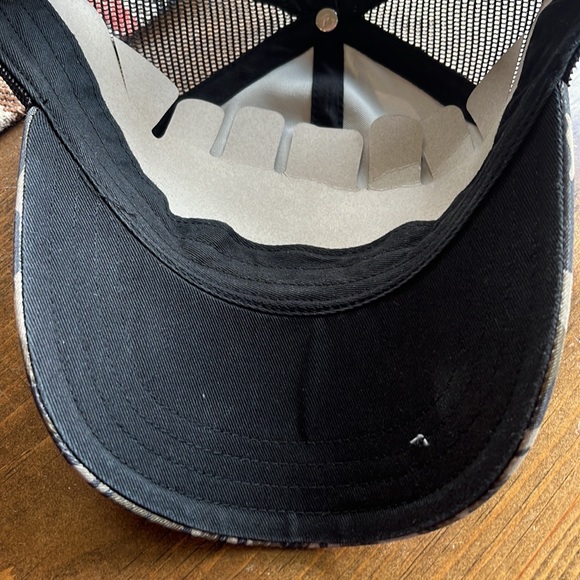 Mossy Oak Camo hat. New with tags. - Picture 5 of 7